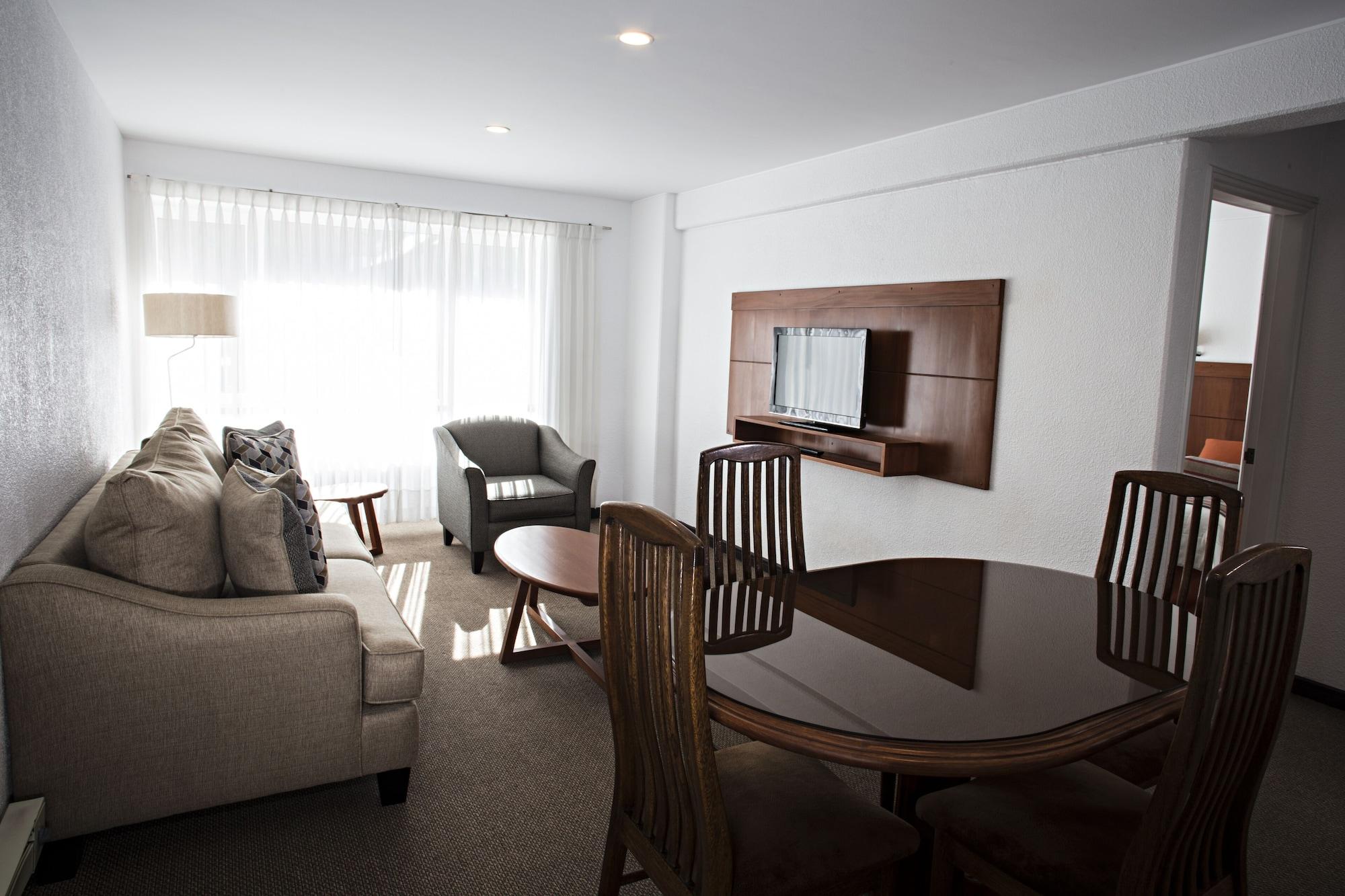 Camino Real Aparthotel, Downtown Hotel